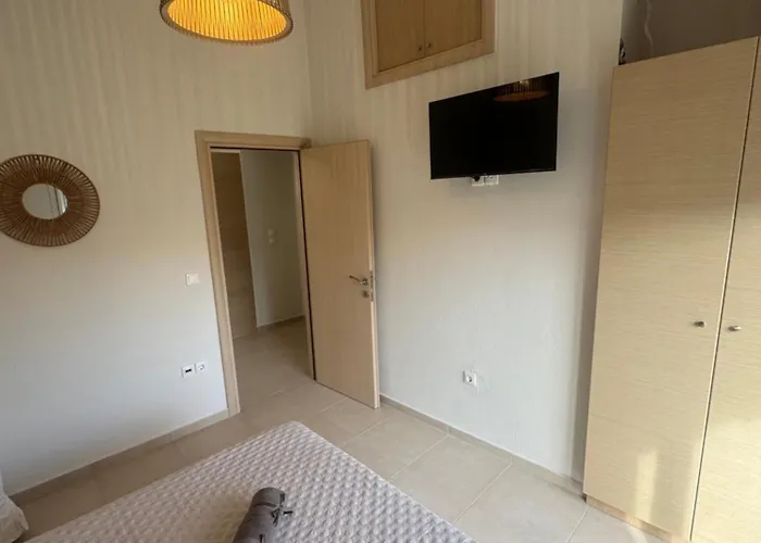 Beachfront Bliss 波利克罗诺