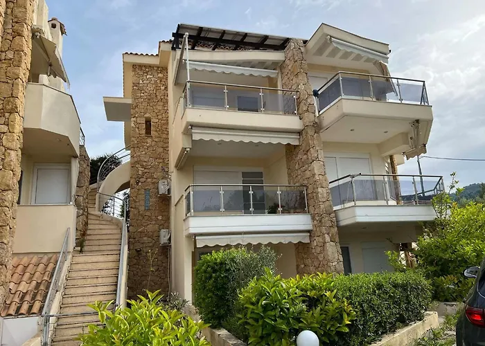 Beachfront Bliss 波利克罗诺